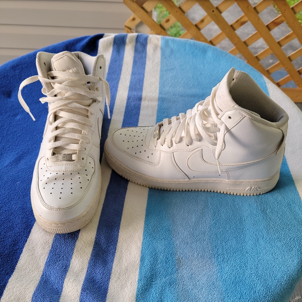Nike Air Force 1 high top sneakers shoes Men's Size 10 - Picture 4 of 13